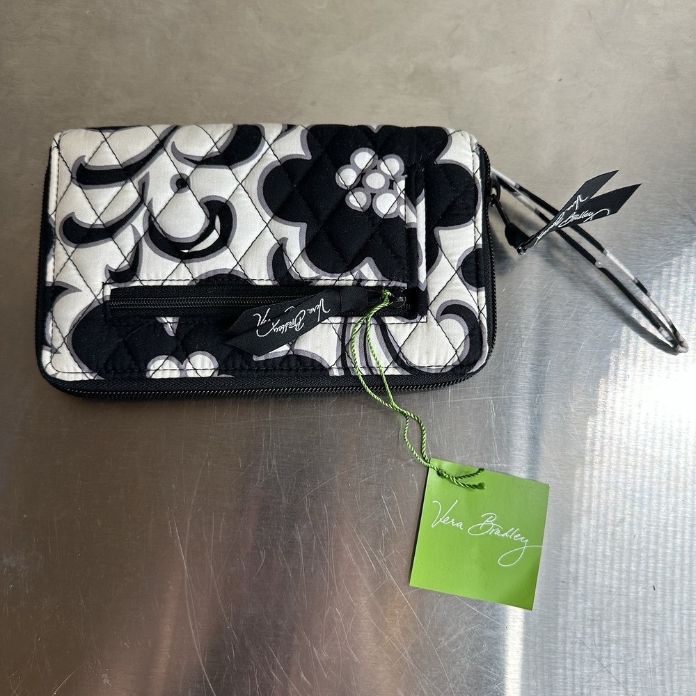 VERA BRADLEY Zip-around quilted Wallet Night and Day NWT - Picture 2 of 5